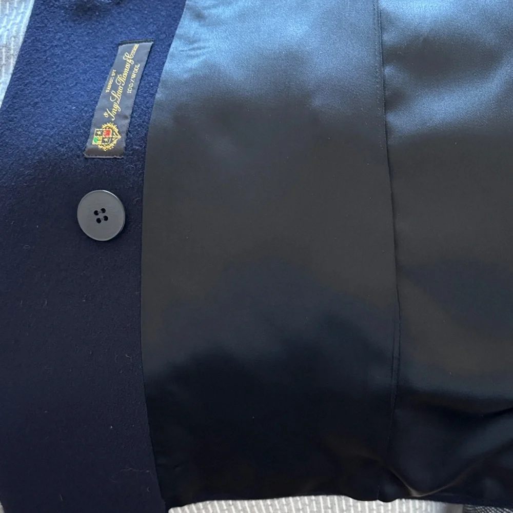 Elegant Navy Fleurette Wool Coat for Women - Picture 5 of 5